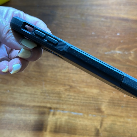 OtterBox Commuter series case. Apple iPhone X/XS Black. - Picture 6 of 7